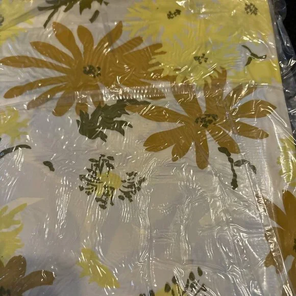 Vtg 1960's Vinyl Window Curtain Sierra Yellow 66 x 45 Inch Happy Home Woolworth - Picture 9 of 9